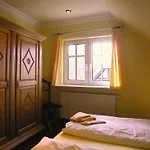 Kapitanshauser Boddenstrasse 29a-c