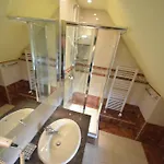 Kapitanshauser Boddenstrasse 29a-c بيت للعطل غيجير