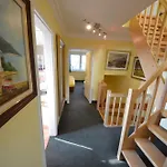 Kapitanshauser Boddenstrasse 29a-c بيت للعطل *