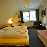 بيت للعطل Kapitanshauser Boddenstrasse 29a-c غيجير