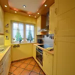 Kapitanshauser Boddenstrasse 29a-c غيجير