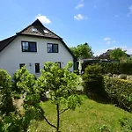 Kapitanshauser Boddenstrasse 29a-c * غيجير