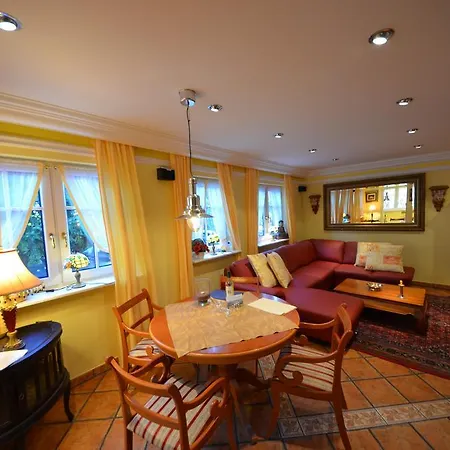 Kapitanshauser Boddenstrasse 29a-c *