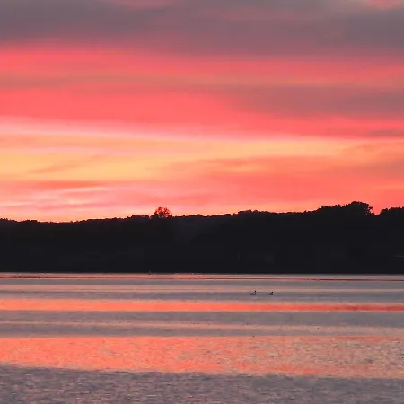 Kapitanshauser Boddenstrasse 29a-c Gager